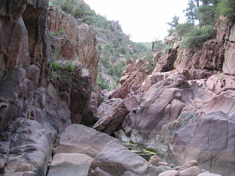 Tonto Natural Bridge 034.jpg